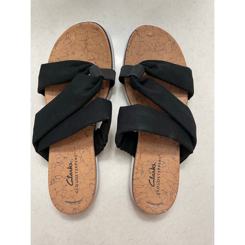 Clark’s Cloudsteppers women’s size 8.5